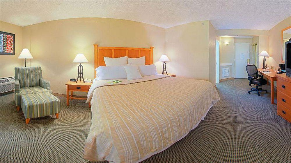 Wyndham Garden New Orleans Airport Hotel Metairie Luaran gambar